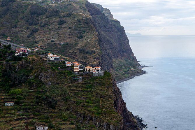 4x4 Jeep Safari Porto Moniz - the "Farowest" tour - Full Day Small Groups - Group Size and Guide Quality: Why This Tour Gets 5 Stars