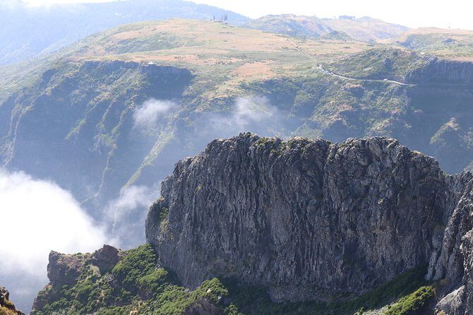 Arieiro Peak, Santo Serra, Cristo Rei in Open Roof 4x4 Experience - Stop 2: Pico do Arieiro at 1,818 meters (big views, big sky)