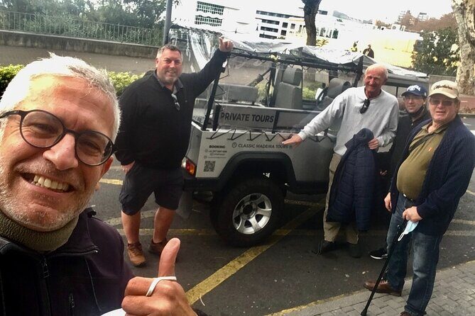CABO GIRÃO (Half Day tour/3h) / Private Classic Car (4L). - The rural west-side stretch and Ribeira Brava viewpoint break