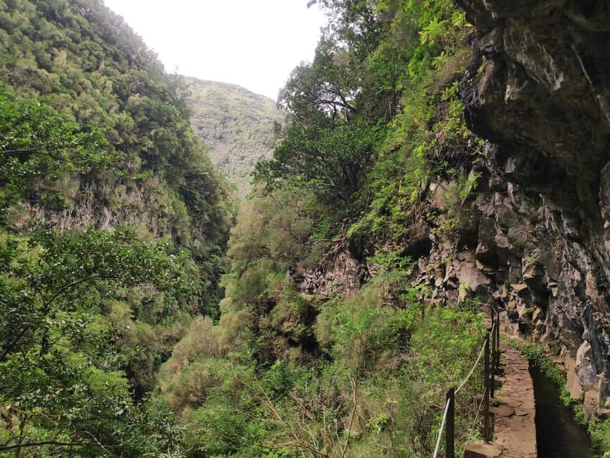 Caldeirão Verde: Queimadas PR9 Transfer and Self-Guided Hike - Who this hike suits (and who should skip it)