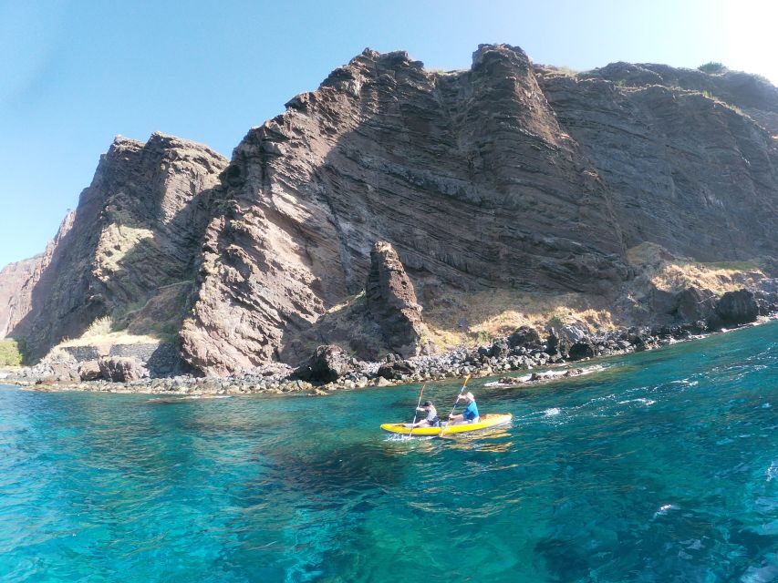 Câmara de Lobos: Private Guided Kayaking Tour in Madeira - Effort level: what 1.5 hours of paddling really feels like