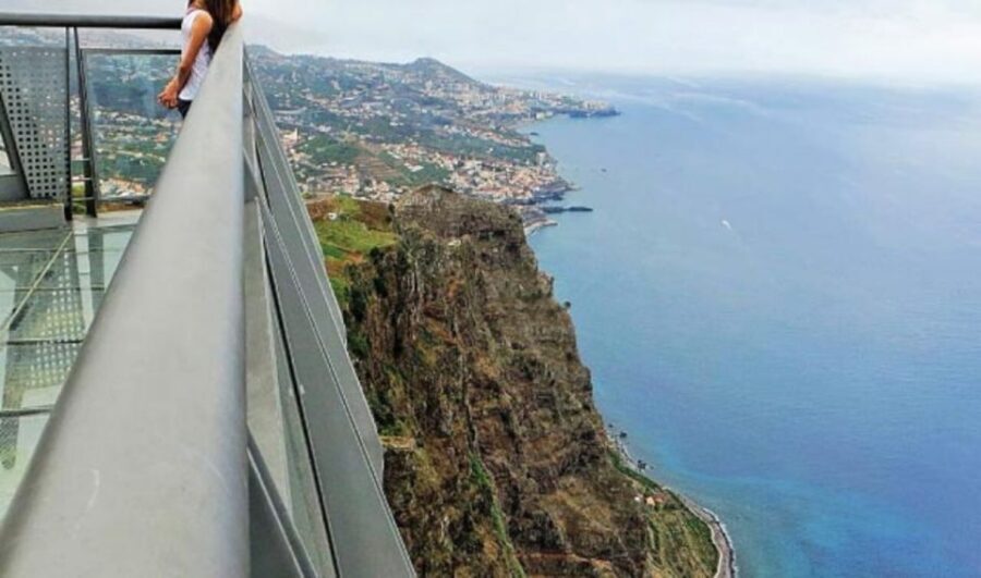 Câmara de Lobos/Sky Walk (Cabo Girão) : Private Tuk Tuk Tour - Getting picked up in central Funchal (and why it matters)