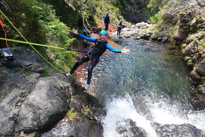 Canyoning in Madeira Island- Level 1 - Timing and getting there: 9:00 am start, pickup windows, and windy-road reality
