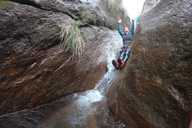 Canyoning in Madeira: Ribeira das Cales - Funchal Ecological Park - Gear and suit fit: what’s included, what costs extra