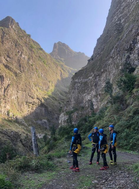 Canyoning Level 2 - Ribeira do Cidrão- Madeira Island - From Funchal or Caniço to the canyon: the 4-hour flow