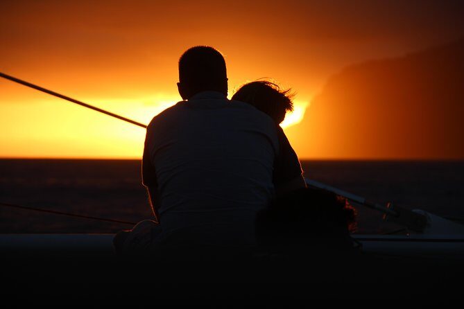 Catamaran Sunset Cruise from Funchal - Meeting Point at Praça do Povo: How to Find the Boat Without Stress