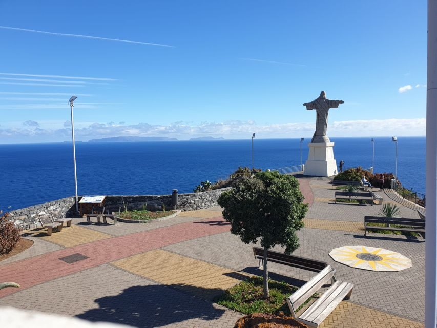 Cristo Rei & Garajau Tuk-Tuk Tour - Miradouro das Neves: A Quick Photo Stop That Still Matters