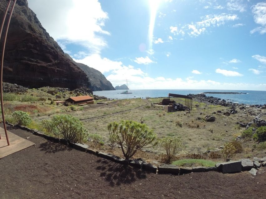 Desertas Islands Full-Day Catamaran Trip from Funchal - Swim, snorkel, and paddleboard: choosing your water time