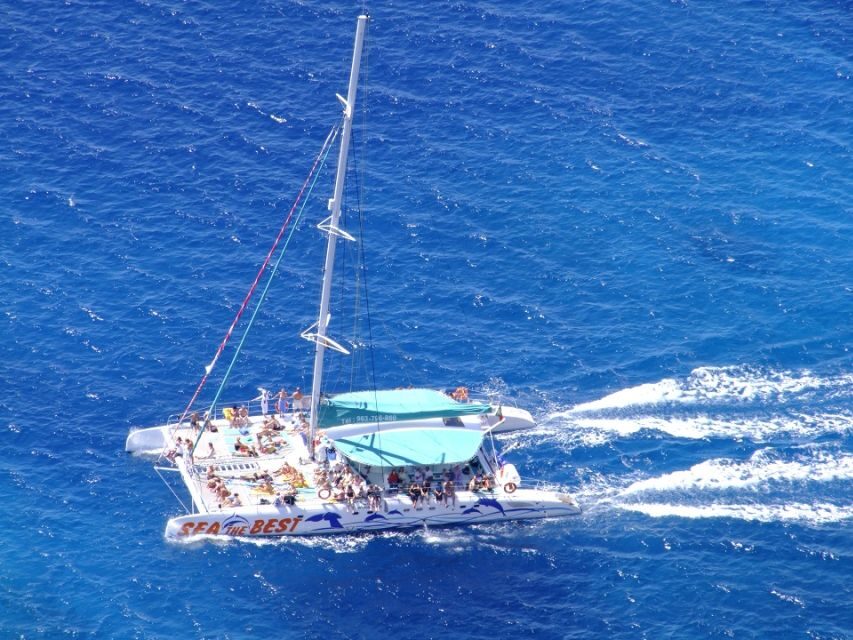 Desertas Islands Full-Day Catamaran Trip from Funchal - Lunch on board with drinks: a real meal, not just snacks