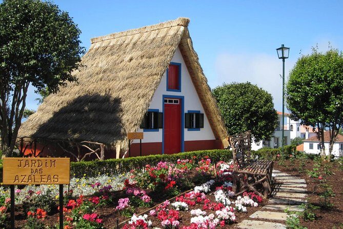 Discover the east - Camacha: folklore and craft traditions in the interior