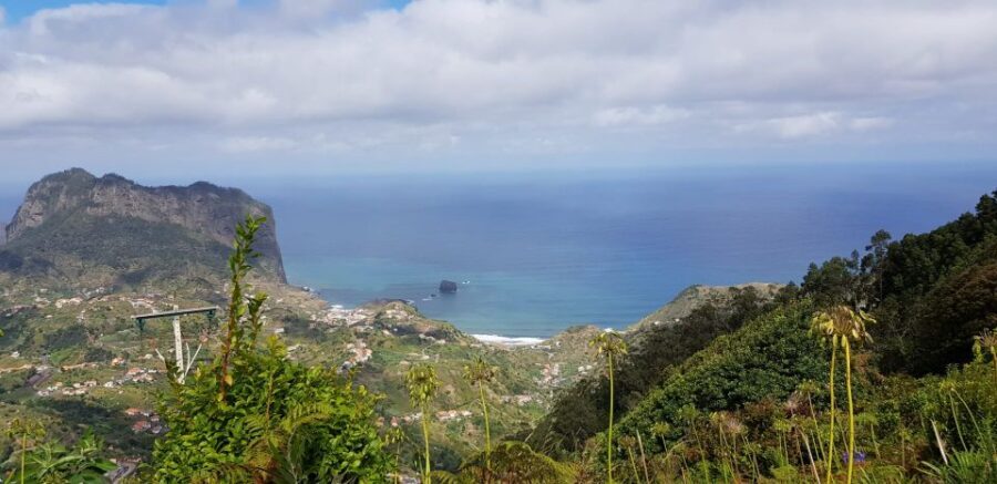 From Funchal: Santana and Pico do Areeiro East Island Tour - Pico do Areeiro: 360-degree views at 1,818 m (and fast-changing weather)