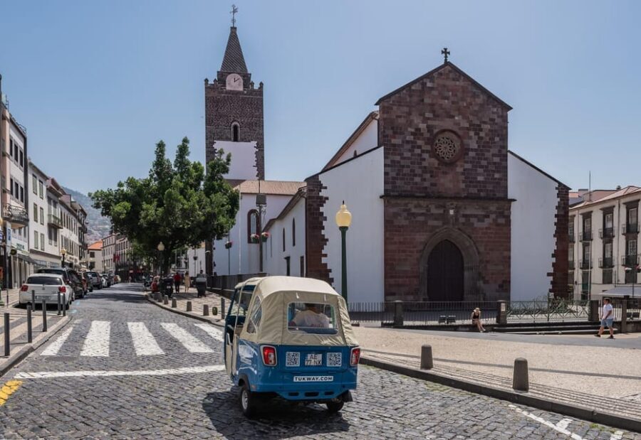 Funchal: 2-Hour Tuk-Tuk Tour with Cable Car Finale - Fortaleza de São João Baptista do Pico: fortress views with context