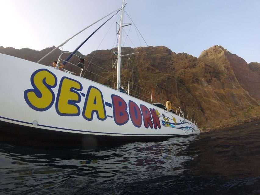 Funchal: Cabo Girão Sunset Catamaran Tour - Getting to Funchal Marina and finding your boat