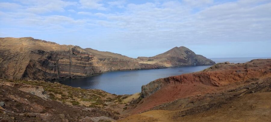 Funchal: Caniçal Ponta São Lourenco Hiking Transfer - Footing, weather, and the smart packing list