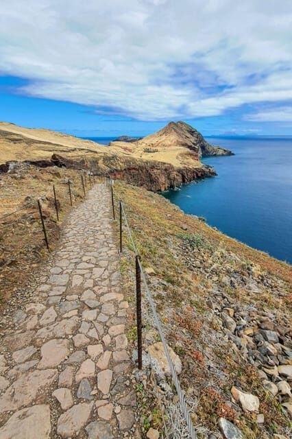 Funchal: Caniçal Ponta São Lourenco Hiking Transfer - End of the trail: cafe time, restrooms, and optional sea dips