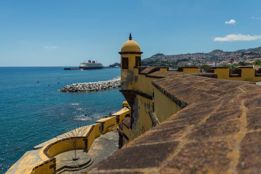 Funchal: City Highlights Tuk-Tuk Tour - Convento de Santa Clara, Museu Quinta das Cruzes, and City Hall Stops