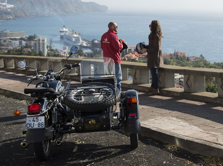Funchal Exploration: Sidecar Tour with Historical Insights - Miradouro do Pináculo: Photo Stop with Eastern Bay Views