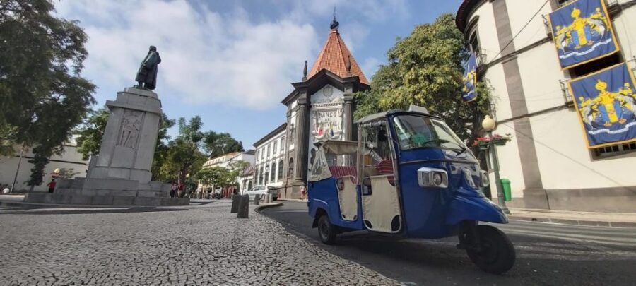 Funchal: Guided City Tuk-Tuk Tour - What to wear and pack for a tuk-tuk day