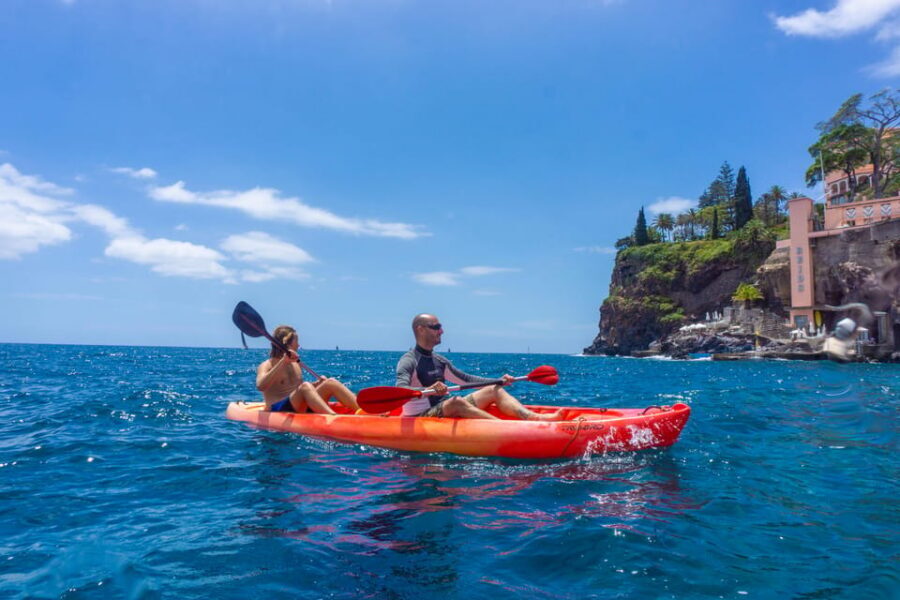 Funchal: KAYAK Rental or Guided tour with snorkeling - Getting there: the Pestana Carlton meets the sea-level center