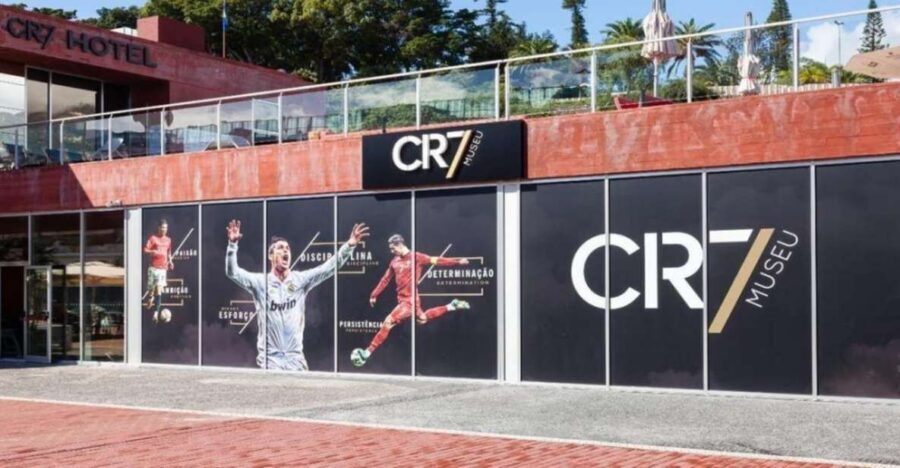Funchal: Old Town Tuk Tuk Tour with Drop-Off at CR7 Museum - Key perks that make this tour worth your time