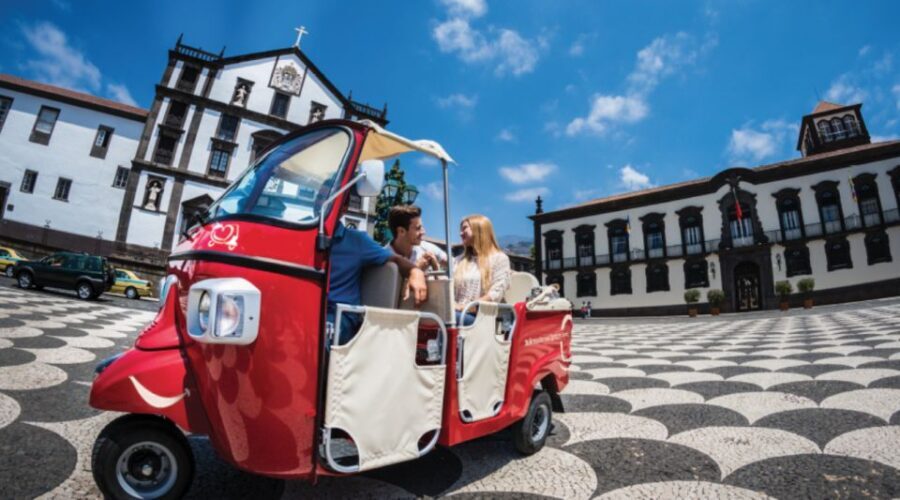 Funchal: Old Town Tuk Tuk Tour with Drop-Off at CR7 Museum - Practical tips: roof-down viewpoints, tight streets, and cruise ship logistics
