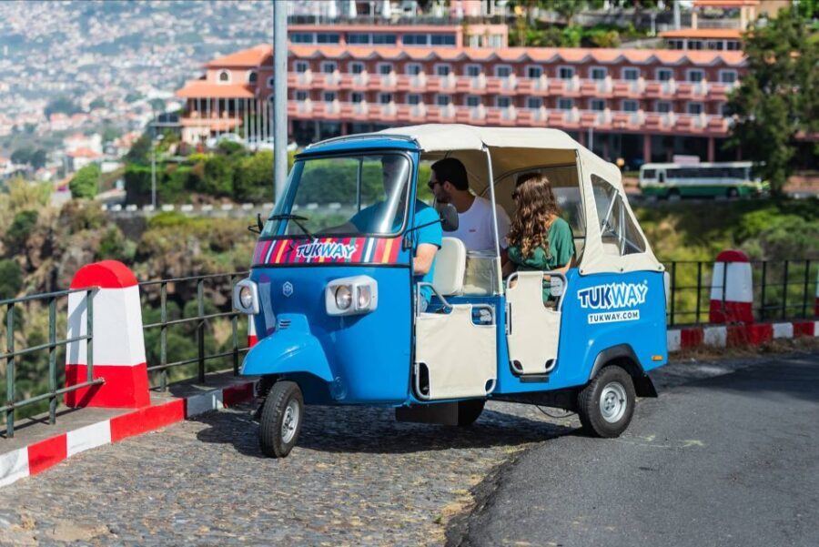 Funchal: Private Customizable Guided Tour by Tuk-Tuk - Old Town streets plus viewpoints: how the day “flows”