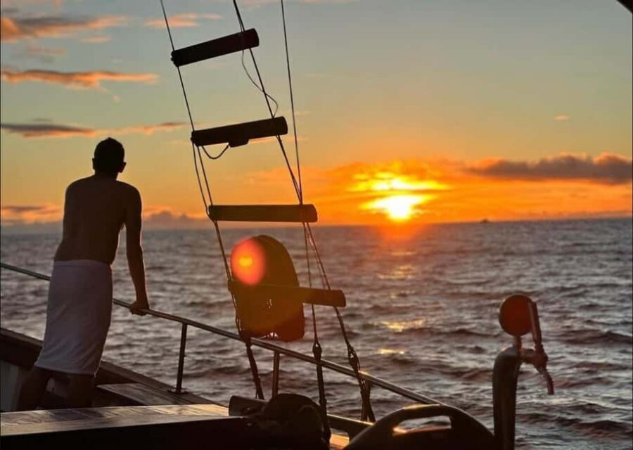 Funchal: Sunset Tour on Traditional Madeiran Boat w/ Drinks - What the traditional Dragão boat experience feels like onboard