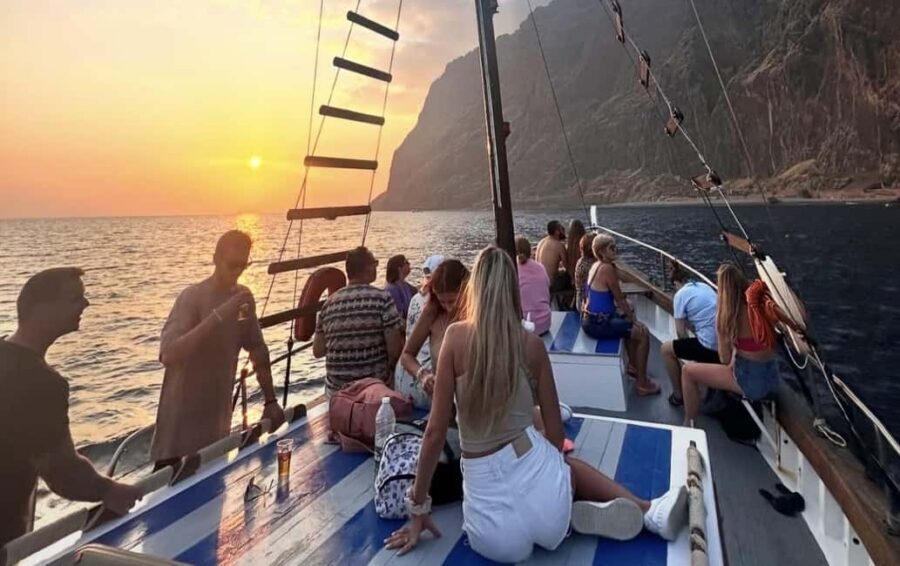 Funchal: Sunset Tour on Traditional Madeiran Boat w/ Drinks - Wildlife sightings: possible, not guaranteed, and that’s okay