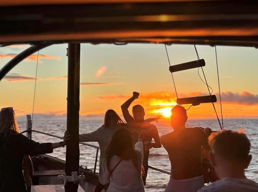 Funchal: Sunset Tour on Traditional Madeiran Boat w/ Drinks - Who this boat tour is best for (and who might want something else)