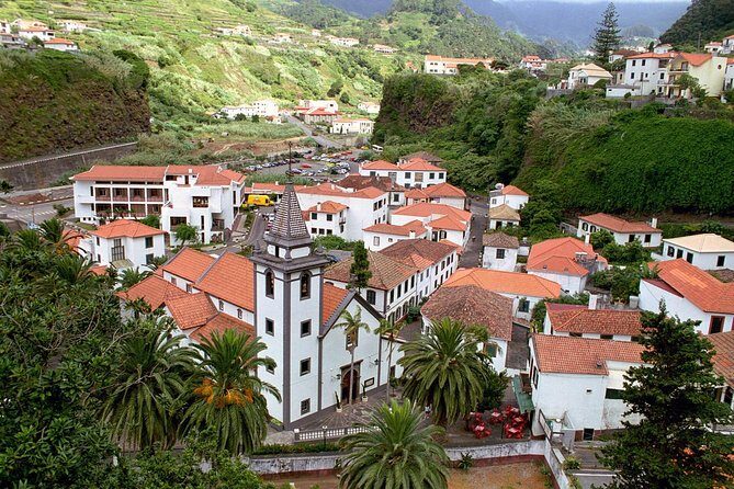 Go West Tour - Madeira Island Excursion - Levada do Paul da Serra: Looking Over the Famous Levada Walks