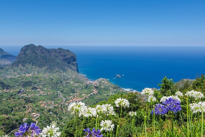 Levada Walk from Ribeiro Frio to Portela - Morning logistics: pickup timing, shoes, and what to pack