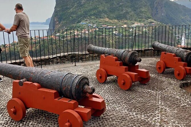 Madeira 4x4 Jeep Tour : Pico Arieiro & Santana Traditional Houses - East coast and north coast viewpoints: São Lourenço plus two dramatic miradouros