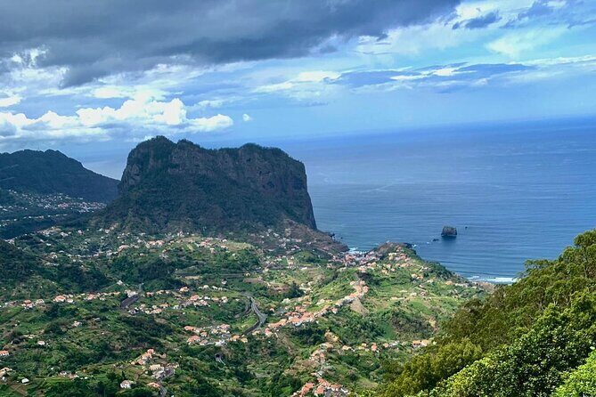 Madeira 4x4 Jeep Tour : Pico Arieiro & Santana Traditional Houses - Ribeiro Frio coffee stop: built-in downtime