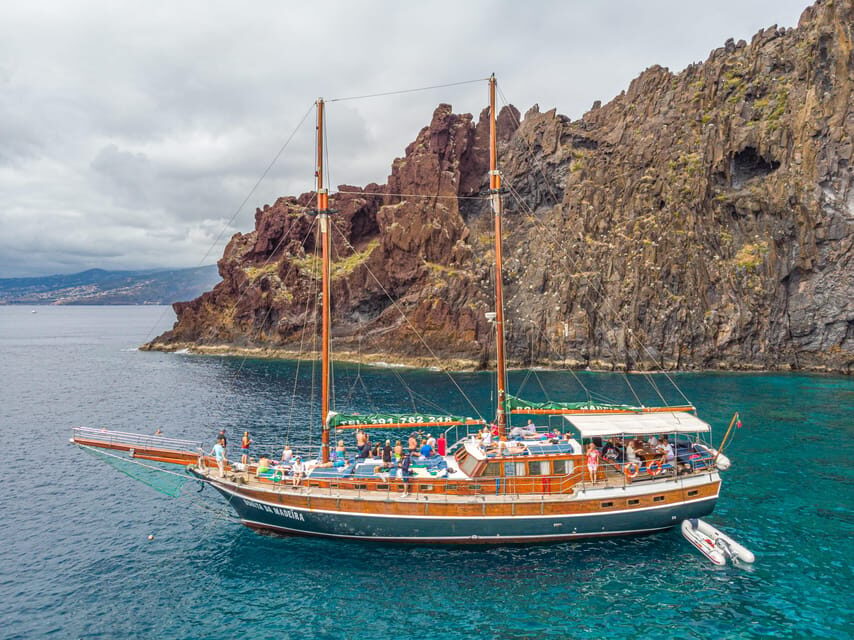 Madeira : 5 hour East Coast boat excursion - Garajau Reserve to Cristo Rei: Where the Cliffs Look Almost Unreal