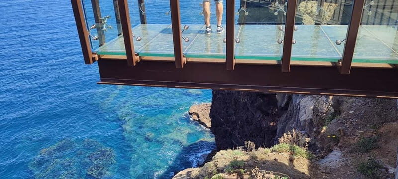 Madeira East Island Tour and Levada Walk - Pico do Arieiro: the “third highest peak” stop that anchors the day