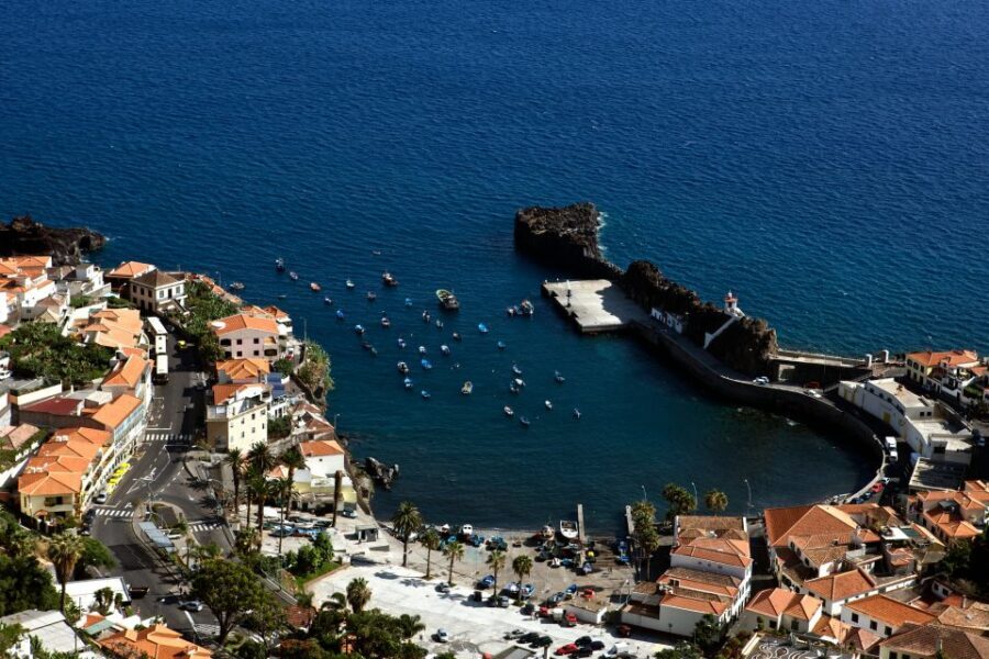 Madeira East or West Private Half-Day Tour by Open-Top Jeep - East Madeira: Pico do Arieiro and the high-view payoff at 1,818 meters