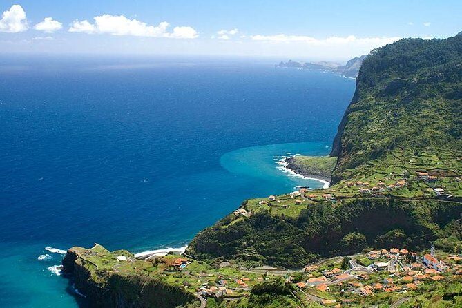 Madeira East Tour from Funchal - From your Funchal hotel to the first viewpoint