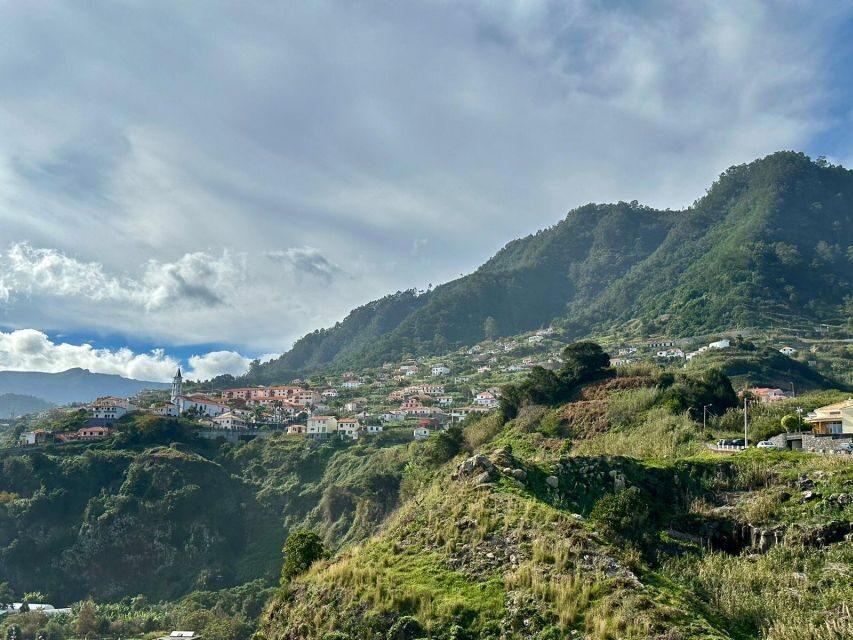 Madeira : East Tour - Santana North Side - Faial and Santana: the north side feels like a different Madeira