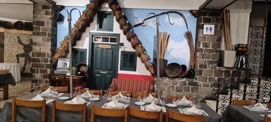 Madeira: Folk Dancing Show and Traditional Local Dinner - Hotel Pickup From Caniço and Funchal: The easiest way to start the night