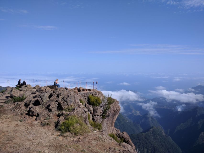 Madeira: Jeep tour Pico Areeiro, Santa Cruz and Cristo Rei - The Midday Scenic Drive Pause: How to Use It Well