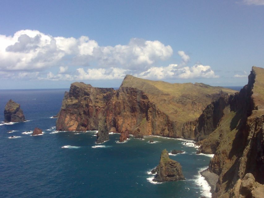 Madeira: Pico do Arieiro & Laurissilva Forest - East tour - Camacha and a quick stop for local culture