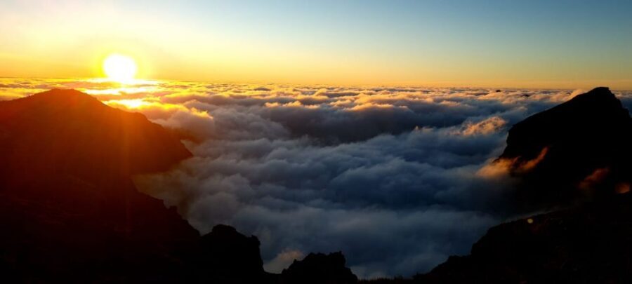 Madeira: Pico do Arieiro Sunrise with East and West Tour - Sunrise at Pico do Arieiro: the moment you’re actually paying for