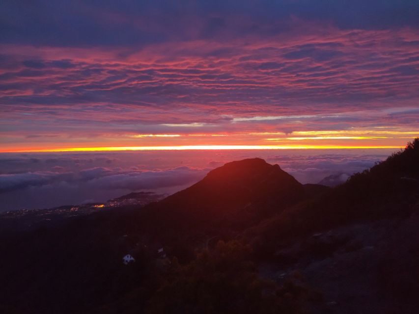 Madeira: Pico Ruivo Guided Sunrise Hike with Hotel Pickup - Sunrise on the summit: tea, timing, and the cold truth