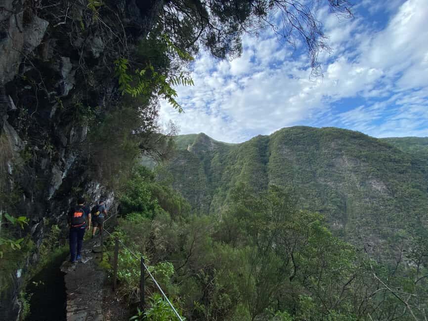 Madeira: PR 9 - Levada do Caldeirão Verde Hike Transfer - Return transfer and timing: planning your day without stress