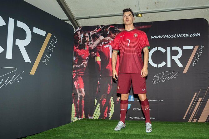 Madeira: Private Cristiano Ronaldo Tour with CR7 Museum - Barcelos viewpoint: the quick scenic start that makes everything click