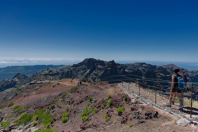 Madeira s highest Peaks - Getting to the Trailhead: Pickup Areas and the Morning Rhythm