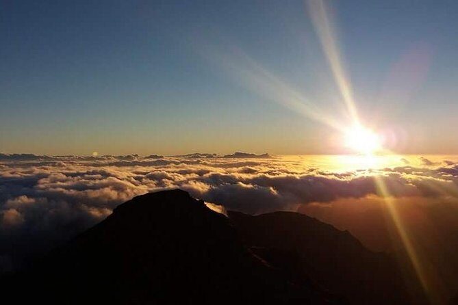 Madeira sunrise (Ponta de Sao Lourenco) Private tour - Cláudio and the private-guide feel: more than just directions