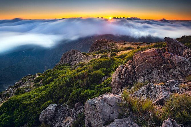 Madeira Top Sunrise - The return down: views keep improving, not fading