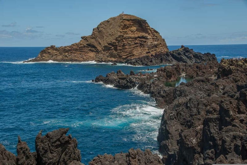 Madeira: West and East Madeira Top Highlights Tour - East Madeira: Ponta de São Lourenço and Santana’s straw roofs