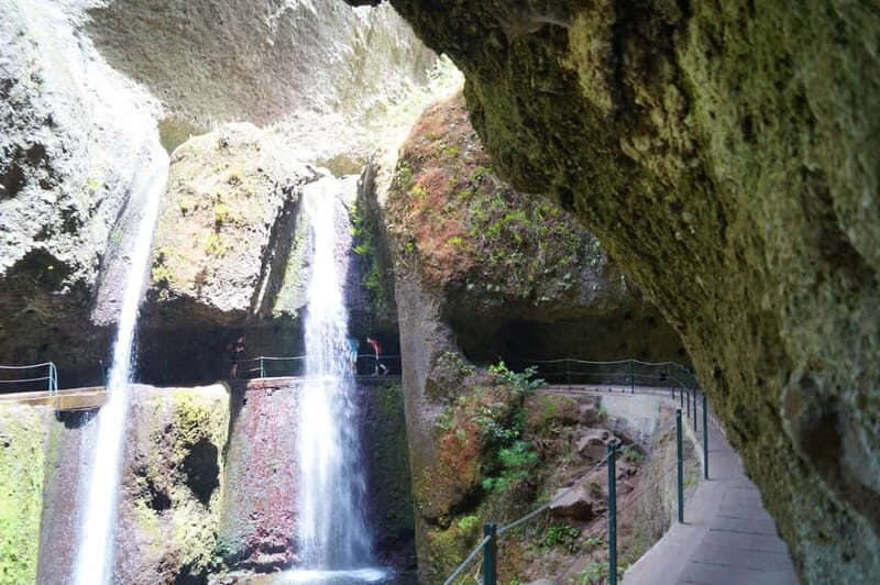 Madeira: Wet your hair in the amazing Levada Nova / Moinhos - Why the Moinhos Levada walk feels different from a typical Madeira hike